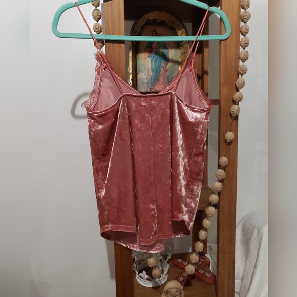 Kimchi Blue crushed velvet lingerie tank. New with tag. - Picture 4 of 10